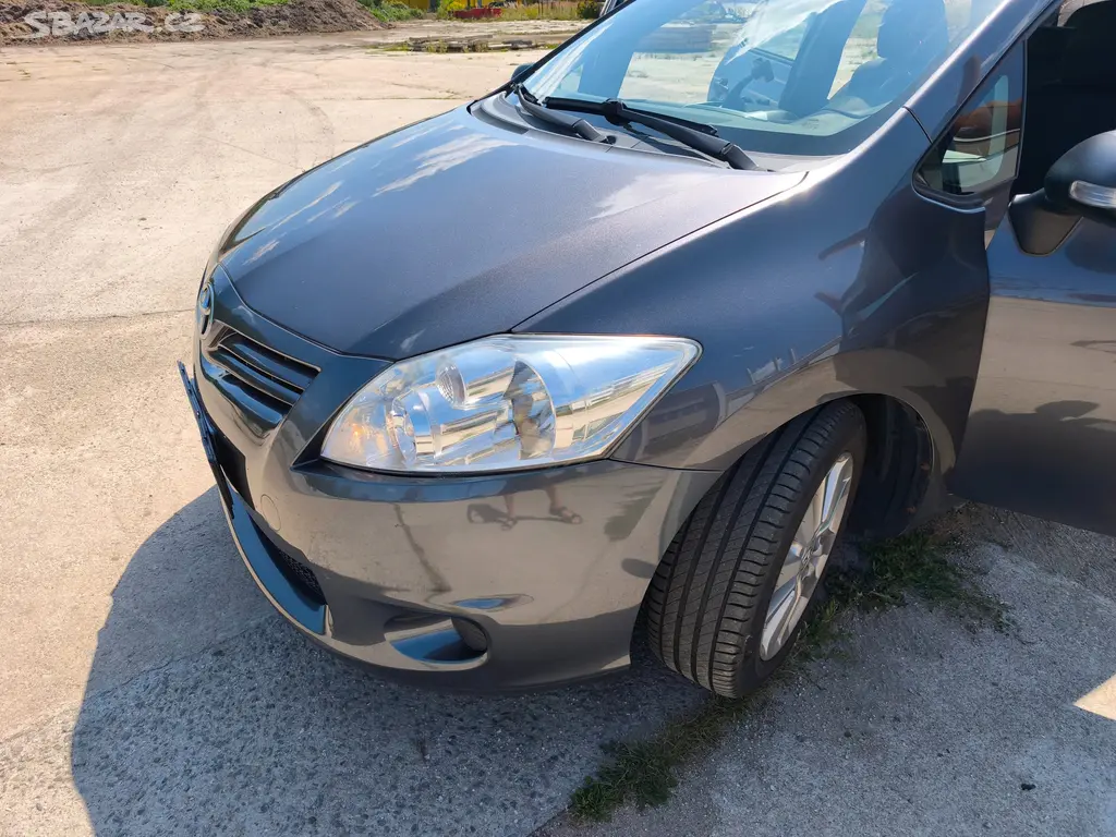 Toyota Auris - fotka 3