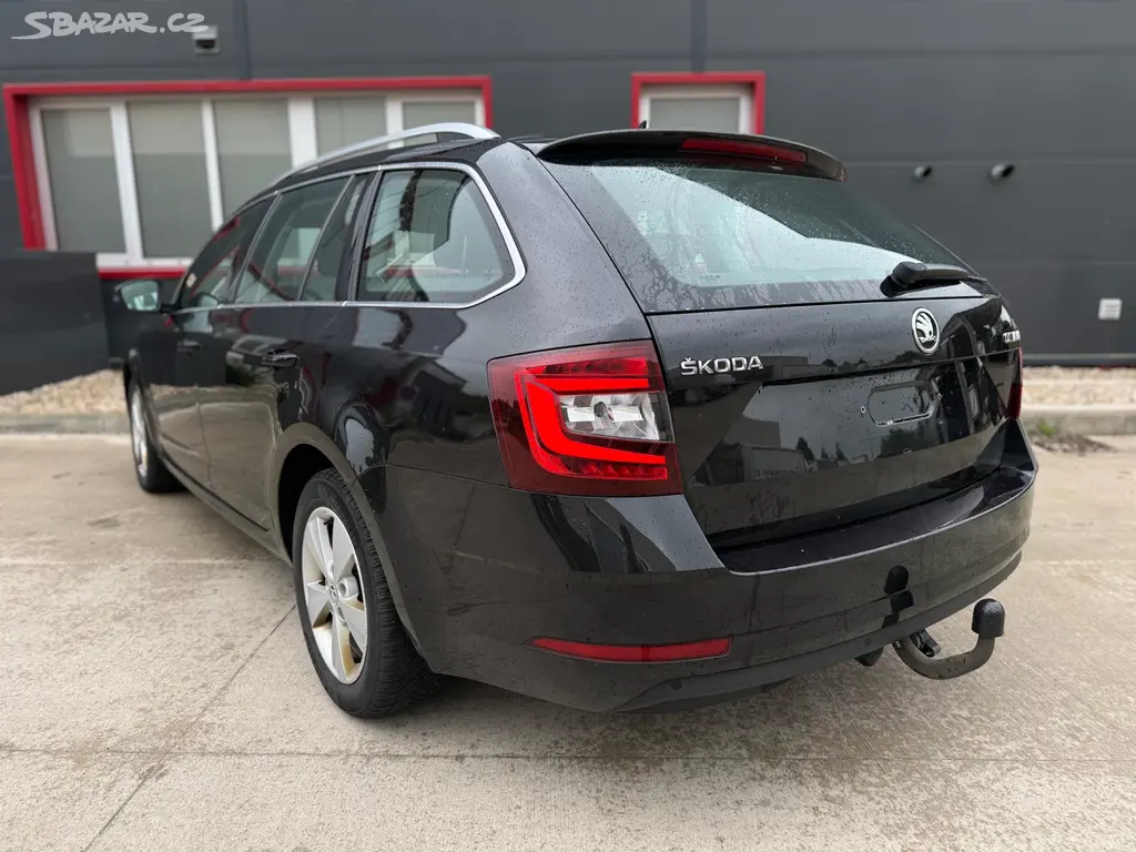 Škoda Octavia Combi 2.0 TDI 110 kW DSG, LED, TAŽNÉ - fotka 5