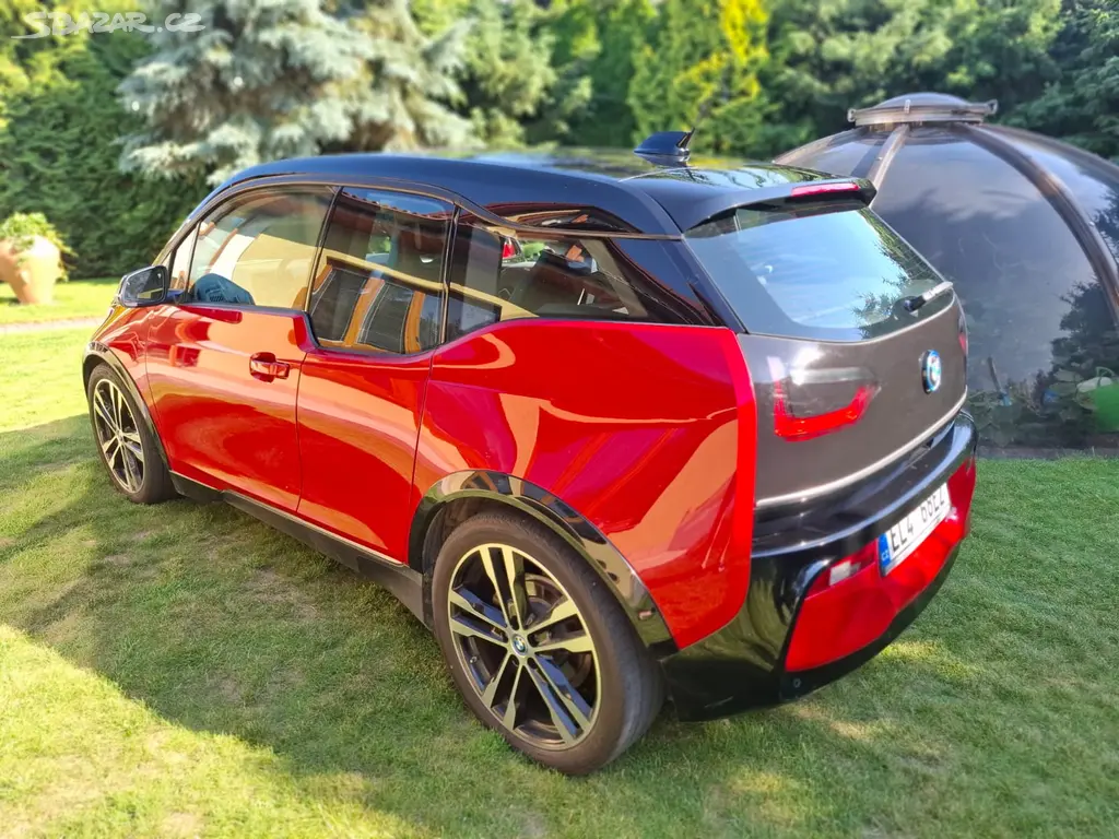 BMW i3s 135kw Panorama - fotka 3