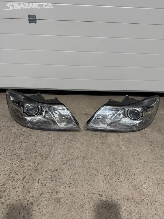 Originální xenony Octavia 2 Facelift