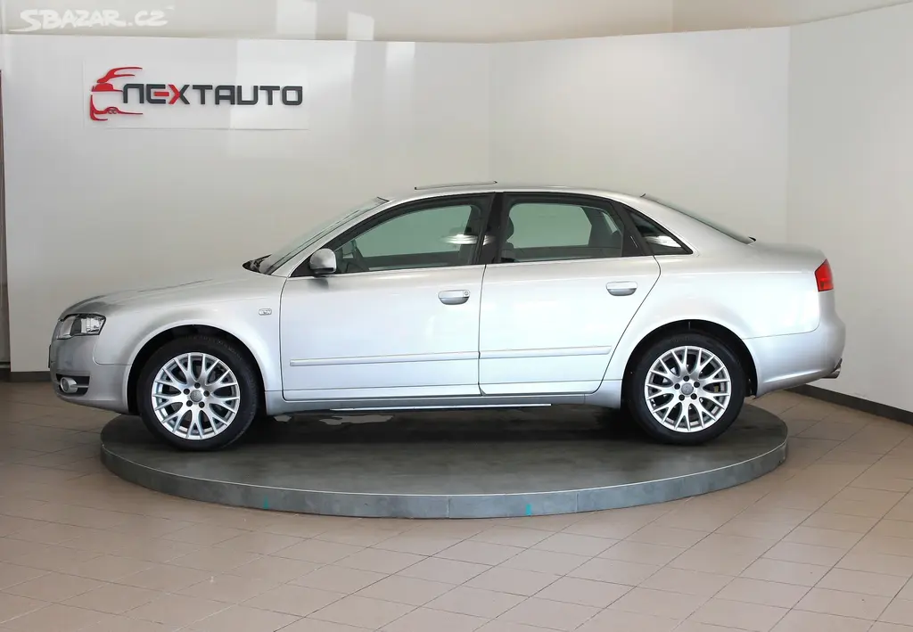 Audi A4, 1.8 TFSI 120kW AUTOMAT S.KNIHA - fotka 2
