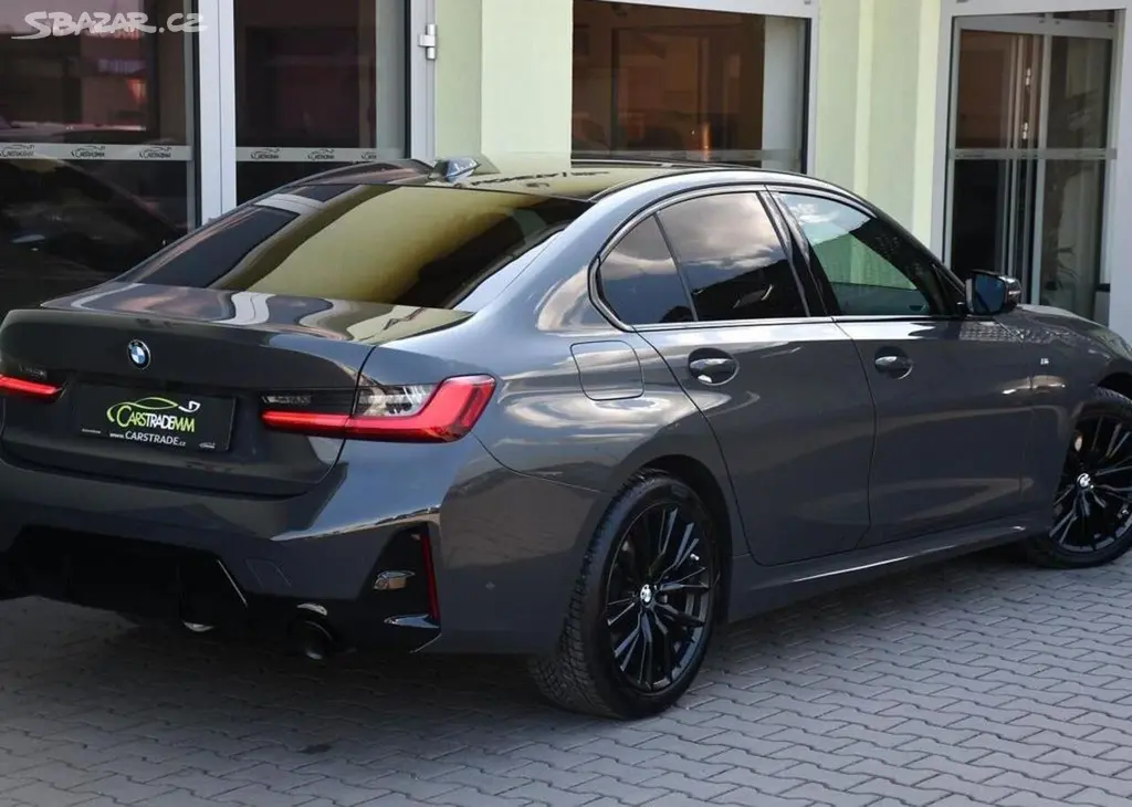 BMW Řada 3 320d xDrive M-SPORT 140 kw1 - fotka 4