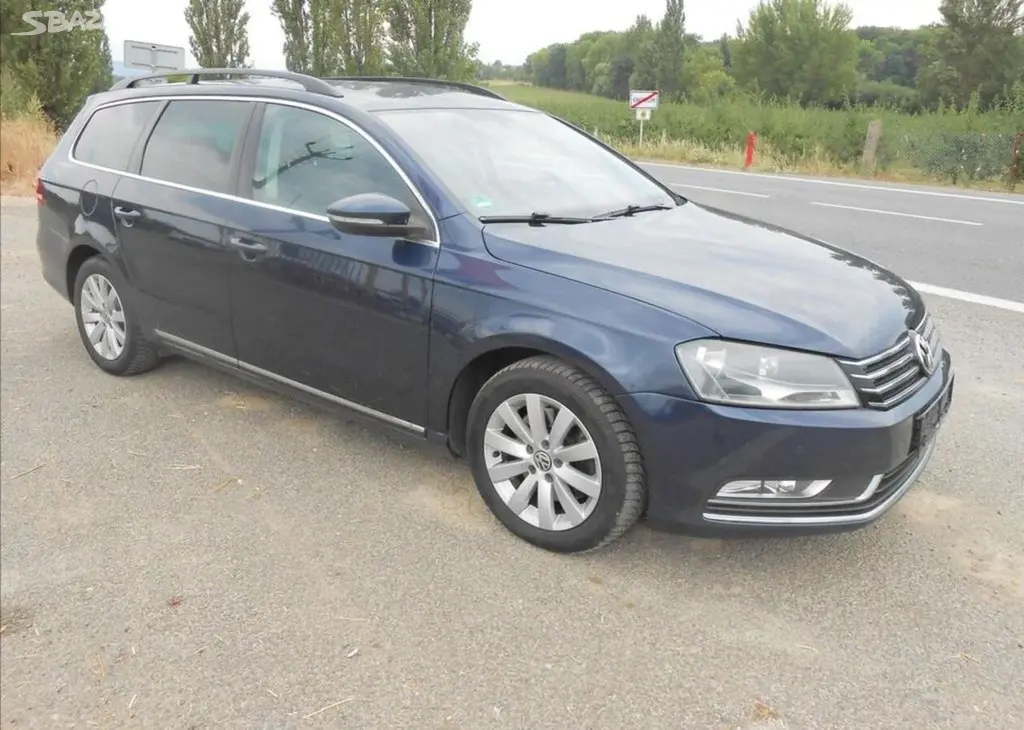 Volkswagen Passat 2,0 TDI 103 kW Historie nafta - fotka 6