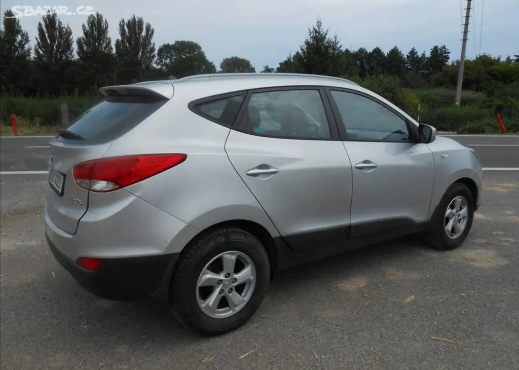 Hyundai ix35 1,7 CRDi 85 kW CZ DPH nafta - fotka 6