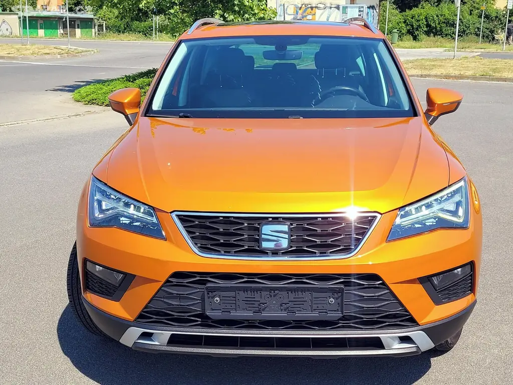 SEAT ATECA 1.6 TDI STYLE 85 kW | PANORAMA | CEBIA - fotka 2