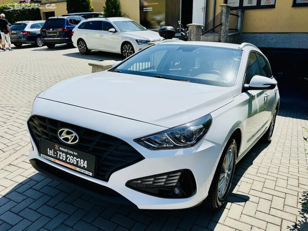 Hyundai i30, 1,5i 81kW CVVT COMFORT Koup.ČR
