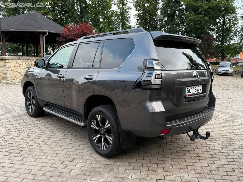 TOYOTA LAND CRUISER 150 2.8 D-4D 150kW*5682KM*DPH* - fotka 5