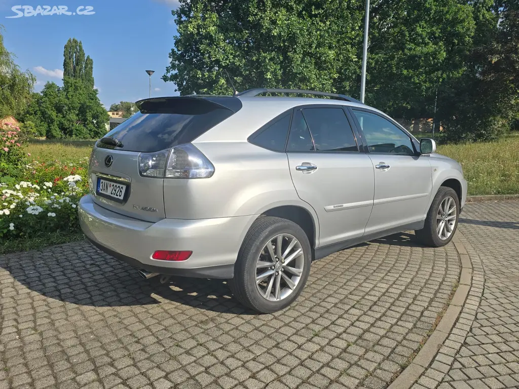 Značka a model: Lexus RX 400h, r.v. 2009 - fotka 4