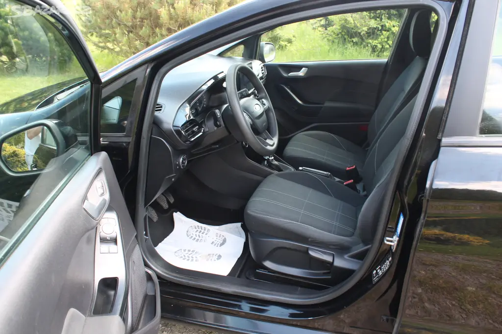 Ford Fiesta 1,0Ecoboost 74kW, Serviska, 1 Majitel - fotka 5