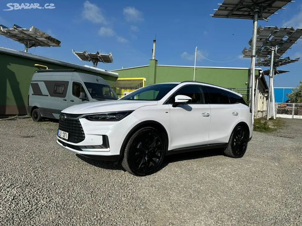 BYD Tang EV 7míst AWD TOP SUV, pano, záruka, DPH