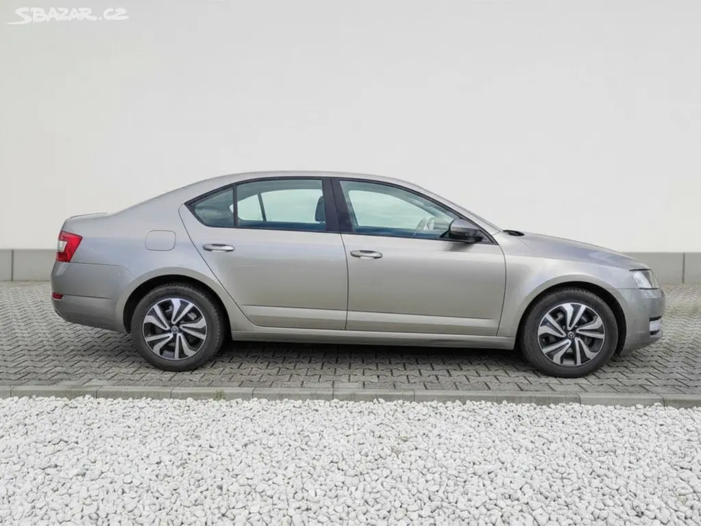 ŠKODA OCTAVIA III 1.2 TSi 77KW,6-KVALT,AMBITION - fotka 6