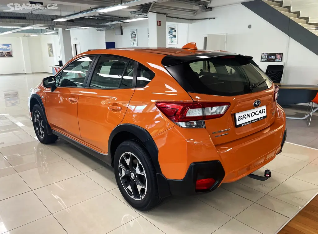Subaru XV, 1.6i ACTIVE CVT, ČR, 1.MAJ - fotka 4