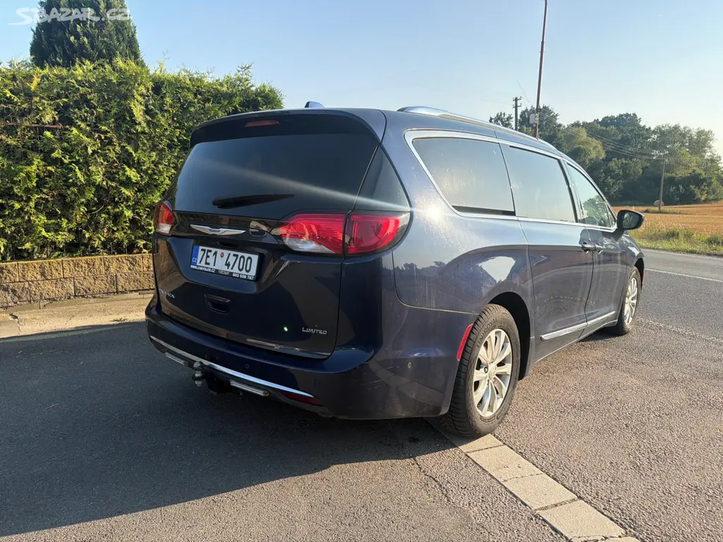 Chrysler Pacifica 3,6 Limited LPG Radar 360 2018 - fotka 4