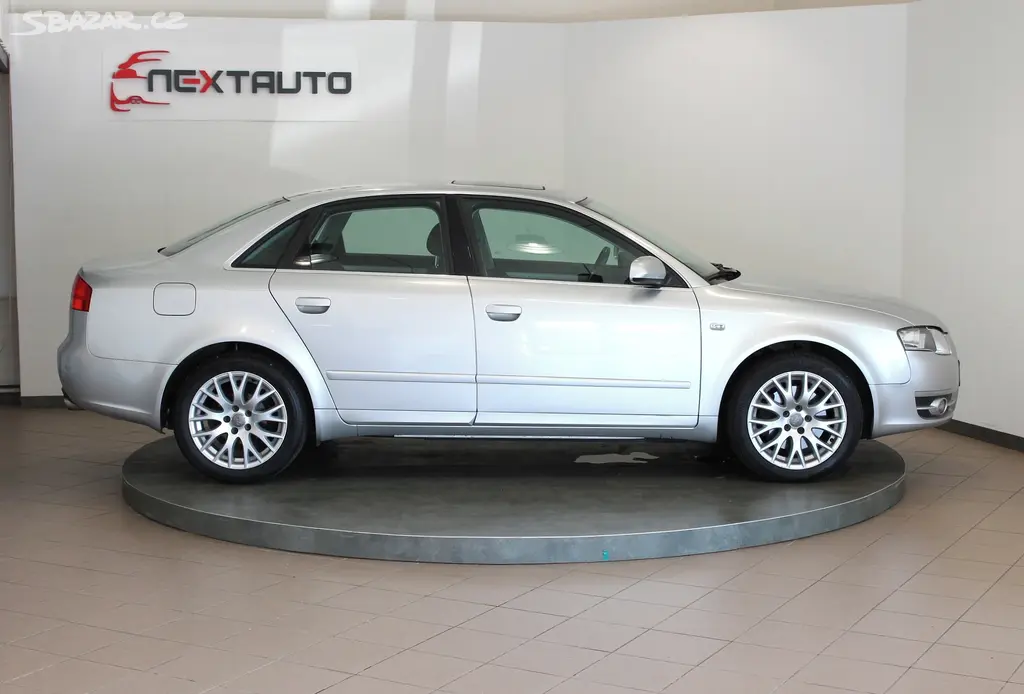 Audi A4, 1.8 TFSI 120kW AUTOMAT S.KNIHA - fotka 6