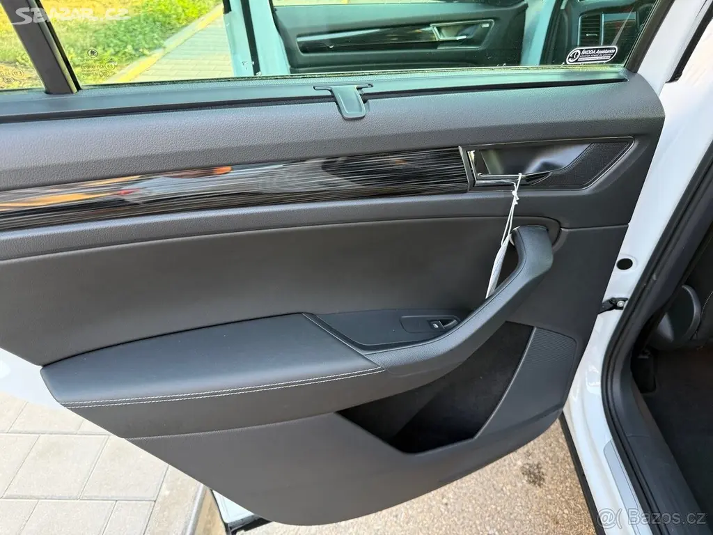 Škoda Kodiaq 2,0 TDI 110 kW DSG 4×4 - fotka 4