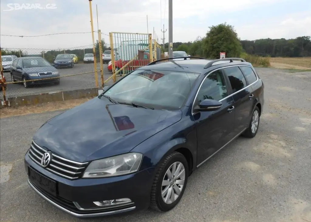 Volkswagen Passat 2,0 TDI 103 kW Historie nafta - fotka 3