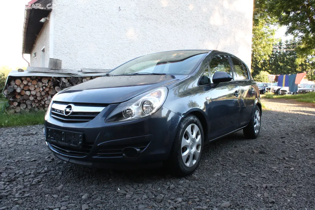 Opel Corsa 1,2i Klimatizace, Servisní kniha