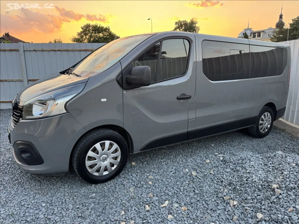Renault Trafic, 1,6 DCi 8míst WEBASTO tažné ČR - fotka 3