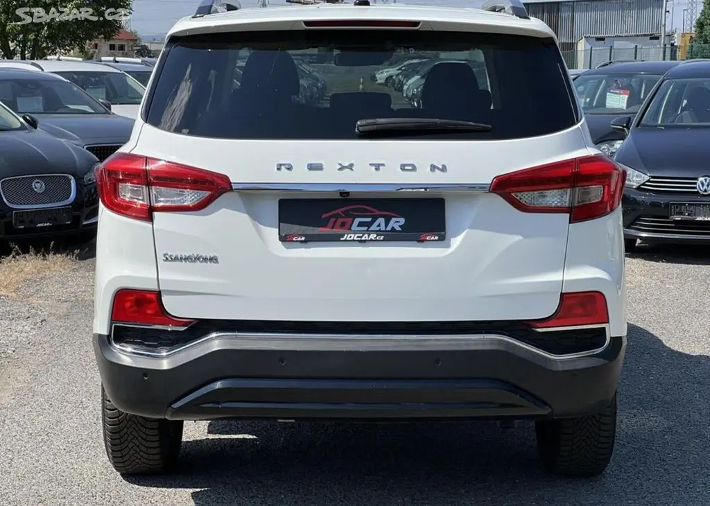SsangYong Rexton 2.2D 4x2 KAMERA TEMPOMAT manuální - fotka 6