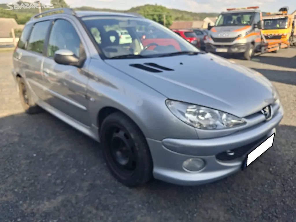 Peugeot 206 SW 1,4i 16V - fotka 2