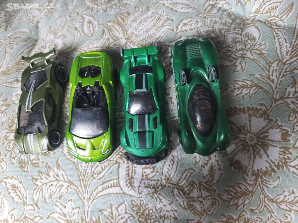 Náhled: Autíčka hot wheels