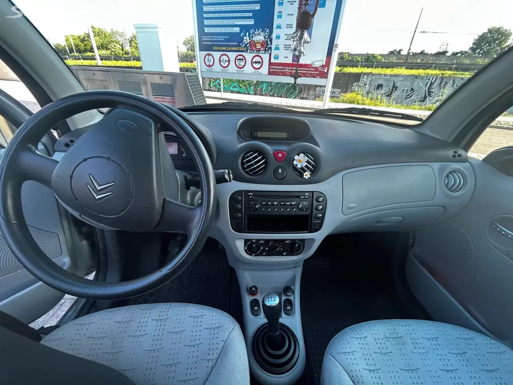 Citroën C3 - fotka 3