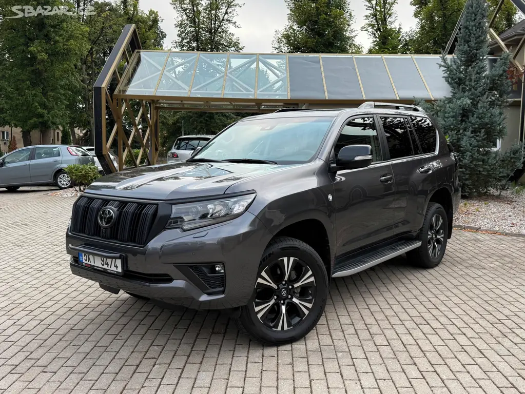 TOYOTA LAND CRUISER 150 2.8 D-4D 150kW*5682KM*DPH* - fotka 3