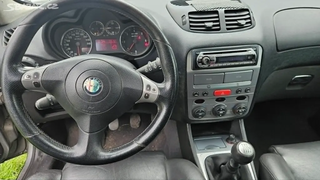 Alfa Romeo 147 1.9 JTD 110kw - fotka 5