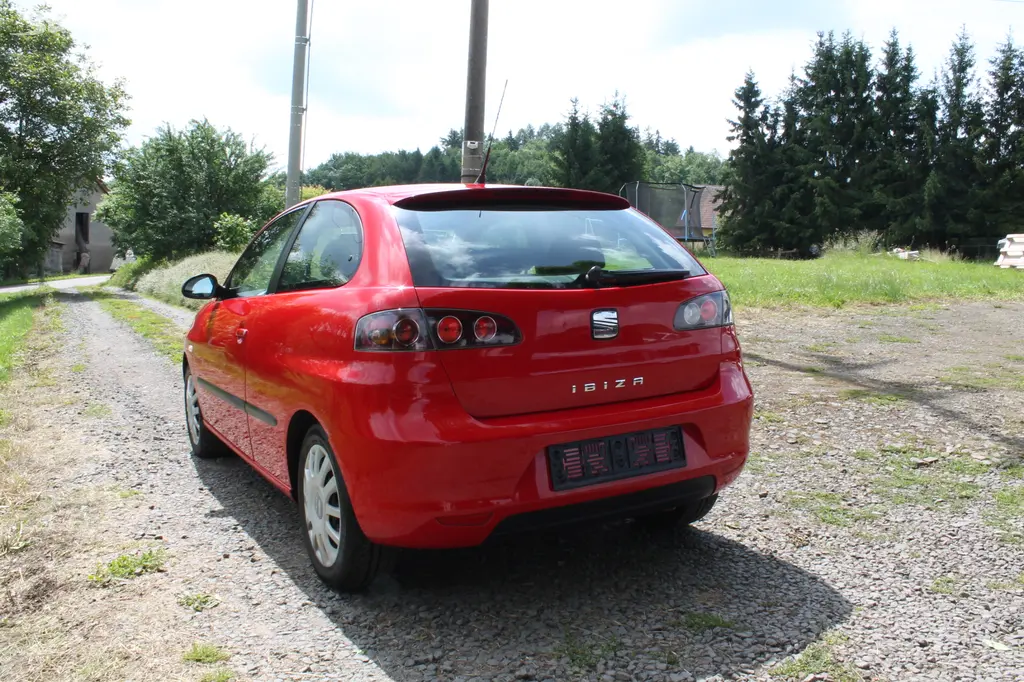 Seat Ibiza 1.2 12V,Reference,AC, Servisní kniha - fotka 4