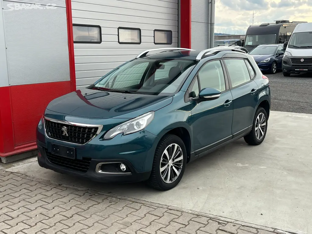 Peugeot 2008 1,2 PureTech | 1.majitel | 64 tis. km