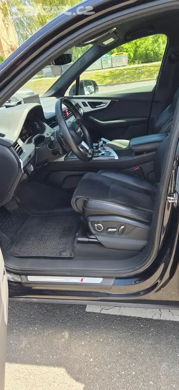 Porodam AUDI Q7 - fotka 4