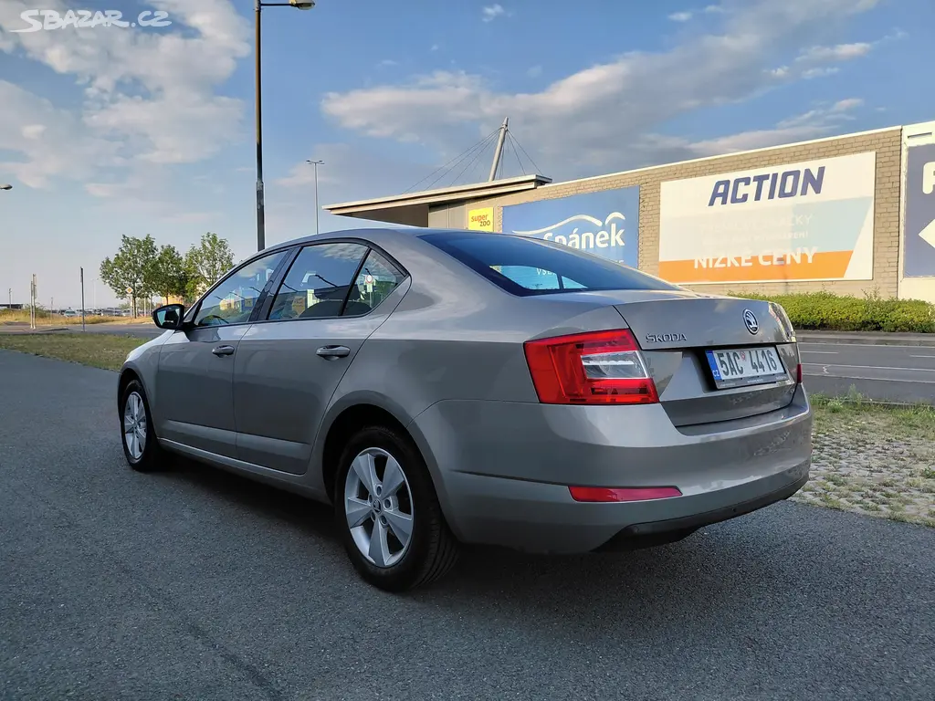 Škoda Octavia, 1.6TDI 4x4 2.MAJ EXTRA PĚKNÁ - fotka 5
