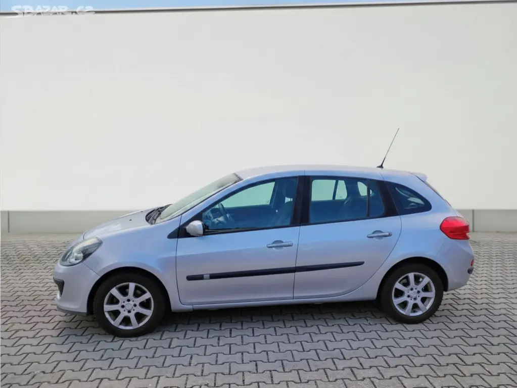 RENAULT CLIO 1.5 DCi 63KW,2008,GRANDTOUR,ALU,BC,CD - fotka 4