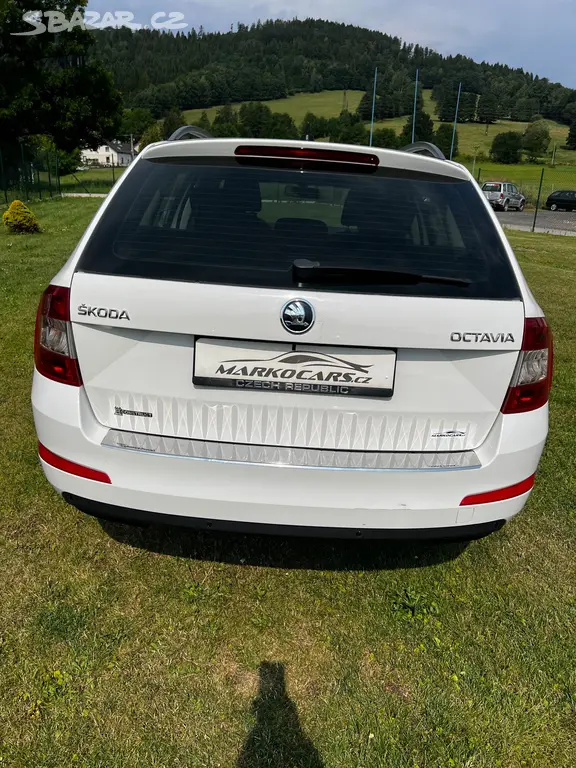 Škoda Octavia kombi 1.6TDi ELEGANCE - fotka 6