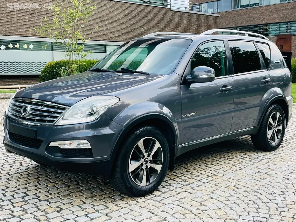 SsangYong Rexton, 2.0TD 4x4 AUTOMAT TAŽNÉ VÝHŘEV - fotka 4
