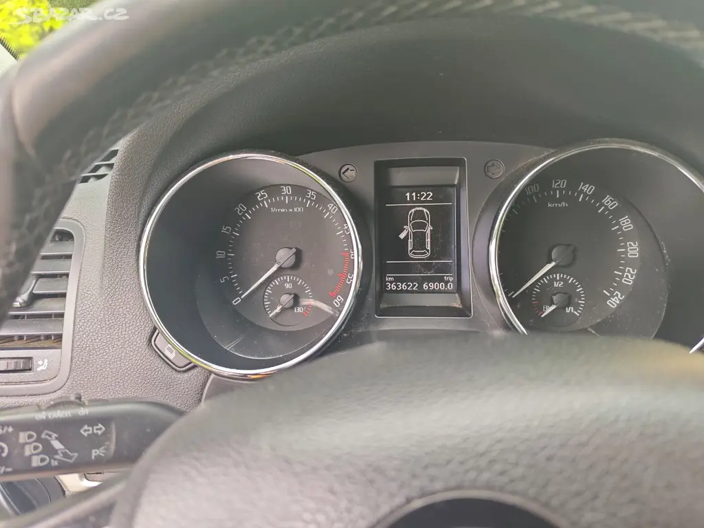ŠKODA YETI, 2,0 TDi, 4x4, 103 KW - fotka 3