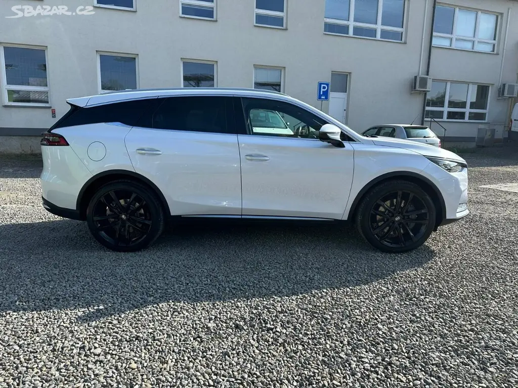BYD Tang EV 7míst AWD TOP SUV, pano, záruka, DPH - fotka 4