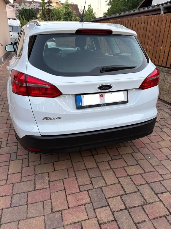 Ford Focus 1,5 Tdci kombi - fotka 3