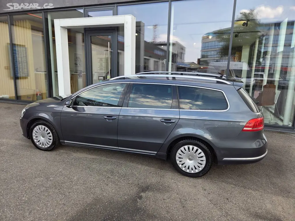 Volkswagen Passat, 2.0 TDI DSG - fotka 2