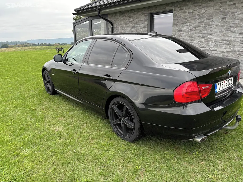 BMW Řada 3, 20D 120kW - fotka 2