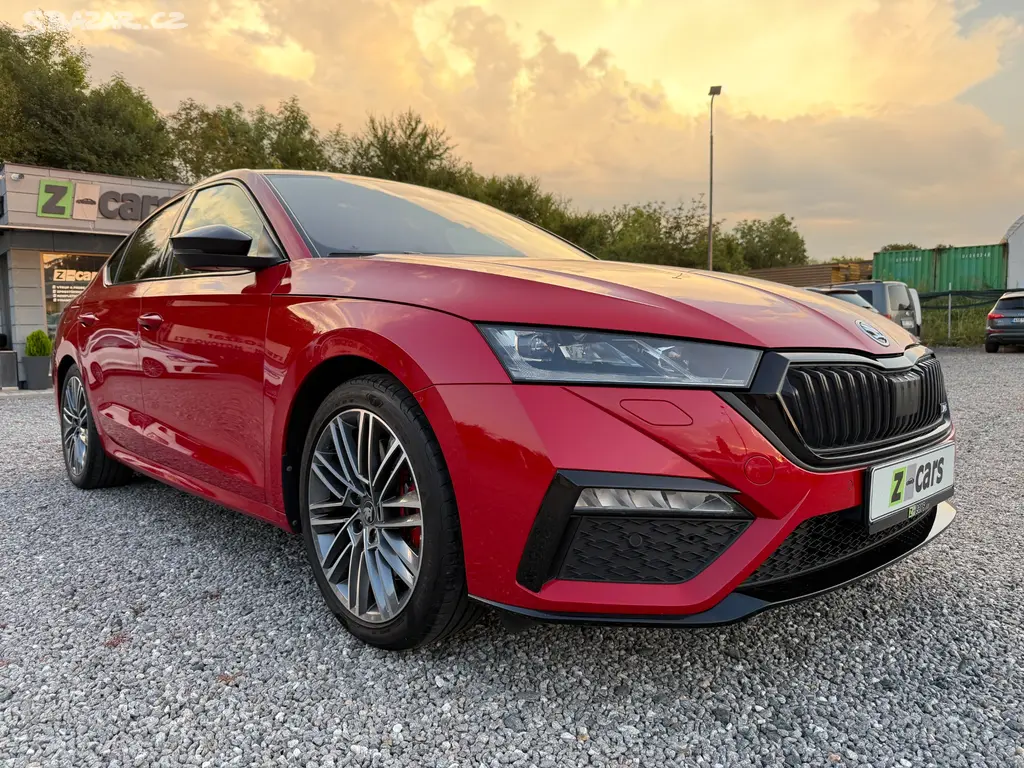 Škoda Octavia 2.0TSi RS 180kW DSG CANTON - fotka 3