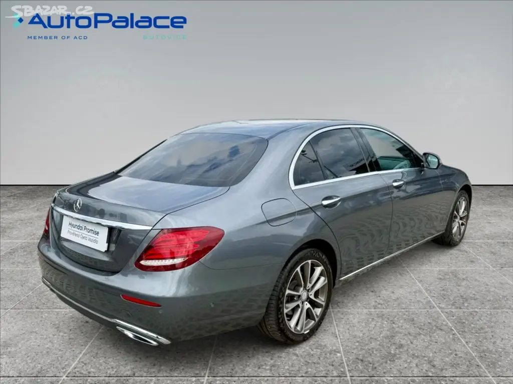Mercedes-Benz Třídy E, 2,0 220D TOP STAV 143kW - fotka 4