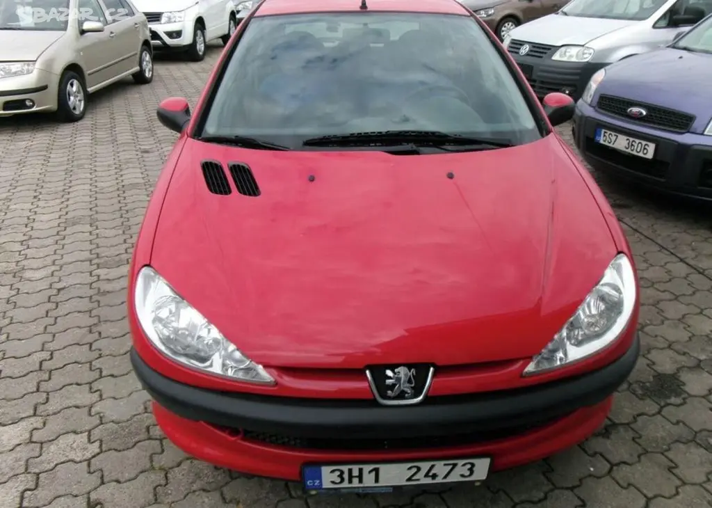 Peugeot 206 1.4i 55kw,CZ,1.maj. benzín manuální - fotka 2