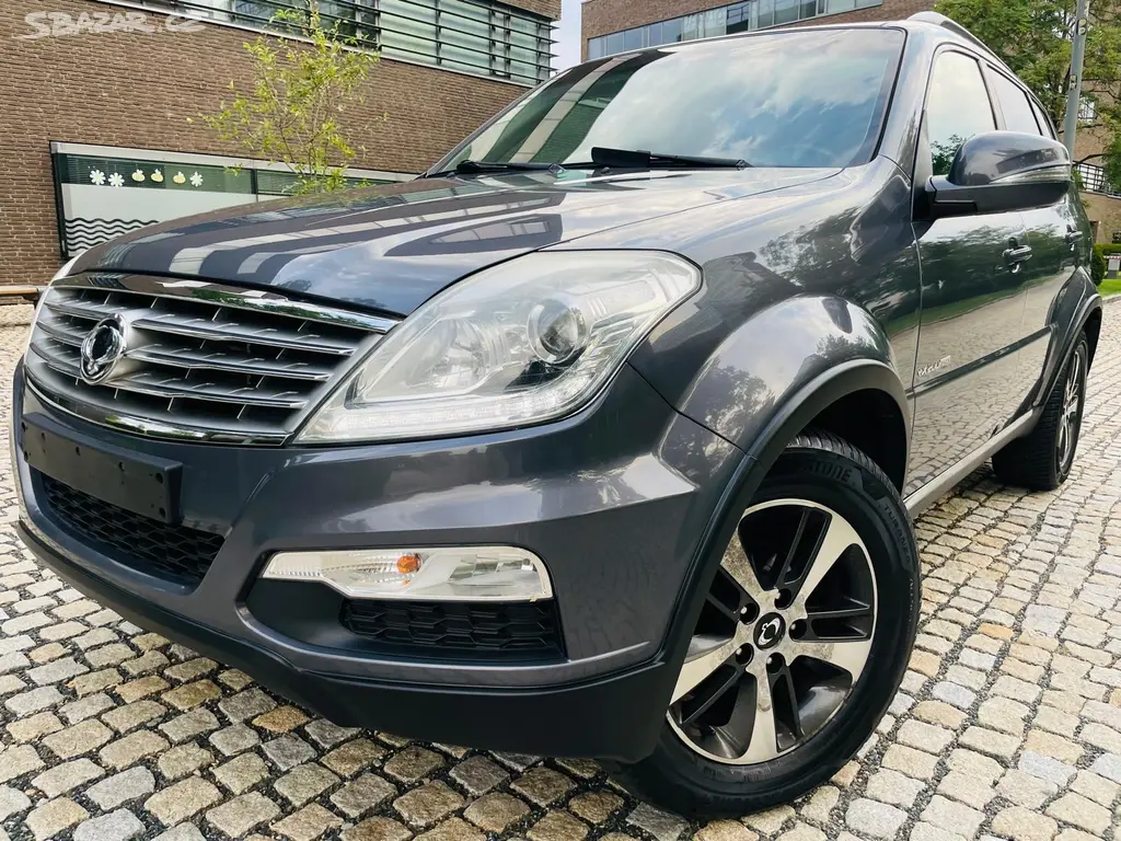 SsangYong Rexton, 2.0TD 4x4 AUTOMAT TAŽNÉ VÝHŘEV - fotka 2