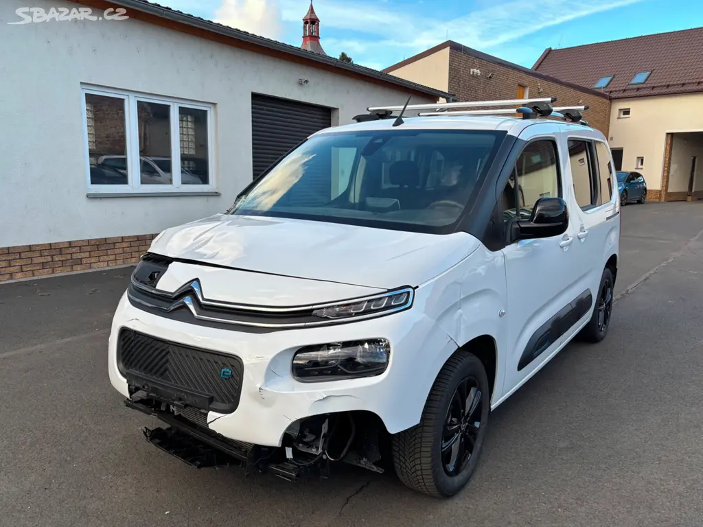 Náhled: CITROEN BERLINGO Electric 7 míst rv.