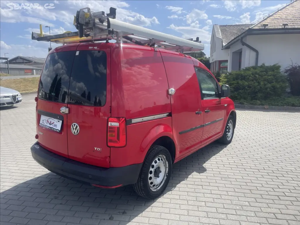 VW CADDY 2,0TDI 81kw 4-MOTION Klima 2016 DPH EON - fotka 5