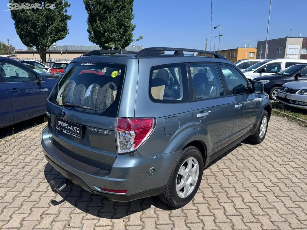 Subaru Forester, 2,0i 110 KW TAŽNÉ SK STK - fotka 6