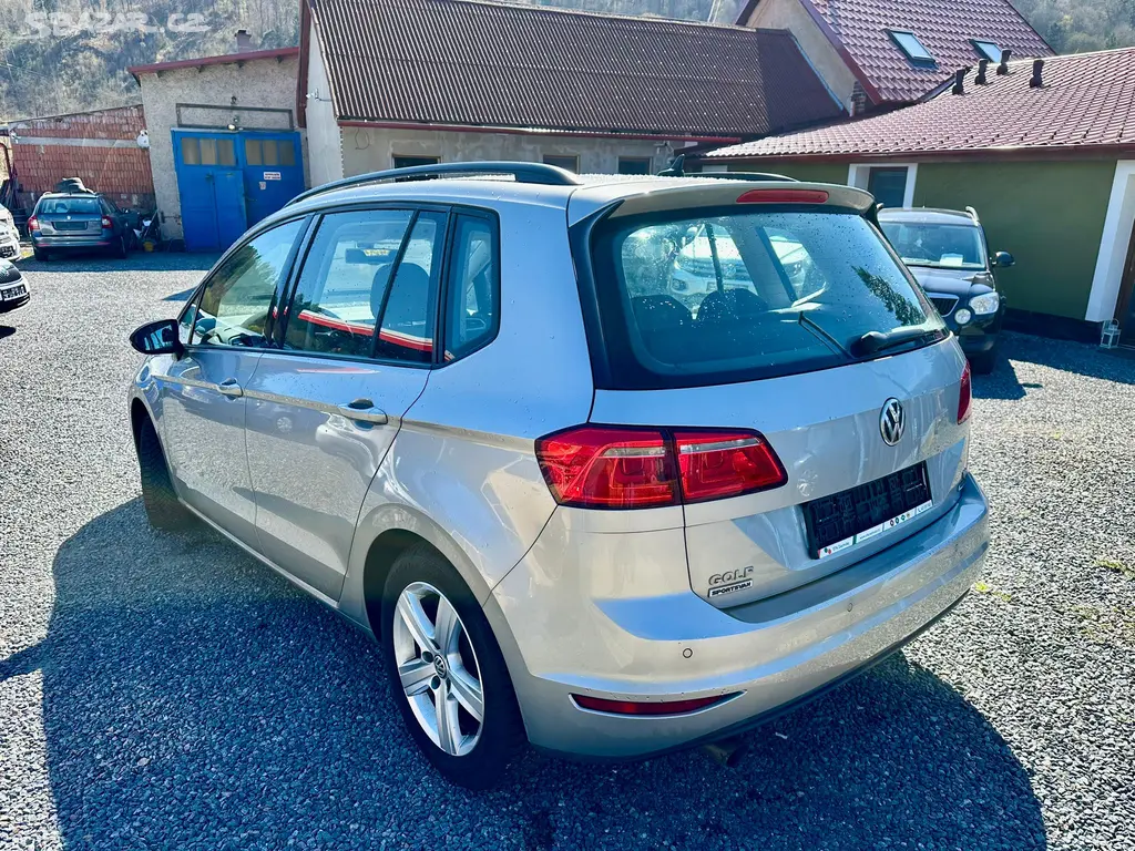 Volkswagen Golf Sportsvan 1.6 TDI, servisní kniha - fotka 3