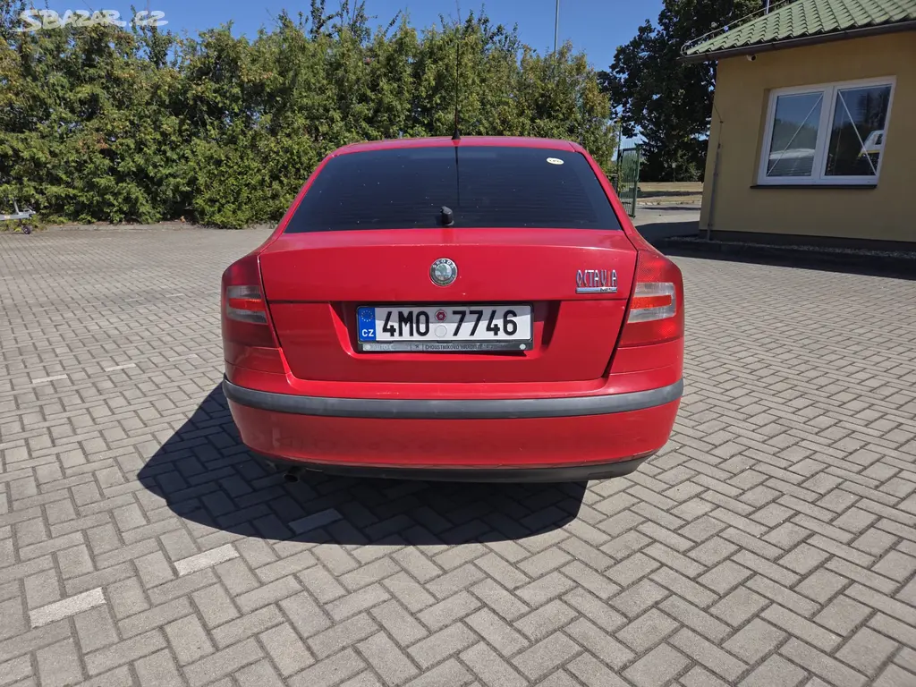 Škoda Octavia, 1.6MPi 75kW LPG KLIMA - fotka 3