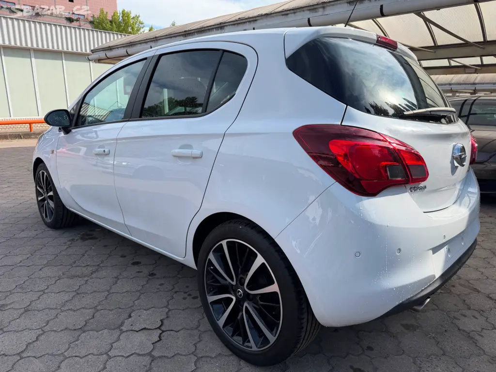 Opel Corsa 1,0 T 85 kW - DPH - fotka 3